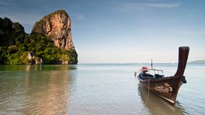 Превью обои лодка, море, вода, горизонт
