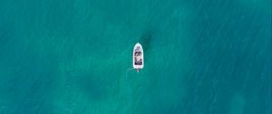 Превью обои лодка, море, волны, вид сверху, минимализм