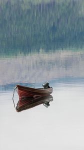 Превью обои лодка, отражение, озеро, деревья