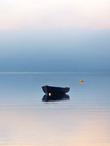 Превью обои лодка, озеро, минимализм