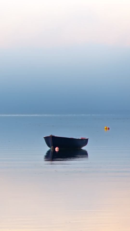 540x960 Обои лодка, озеро, минимализм