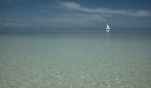 Превью обои лодка, парус, море, океан, блики