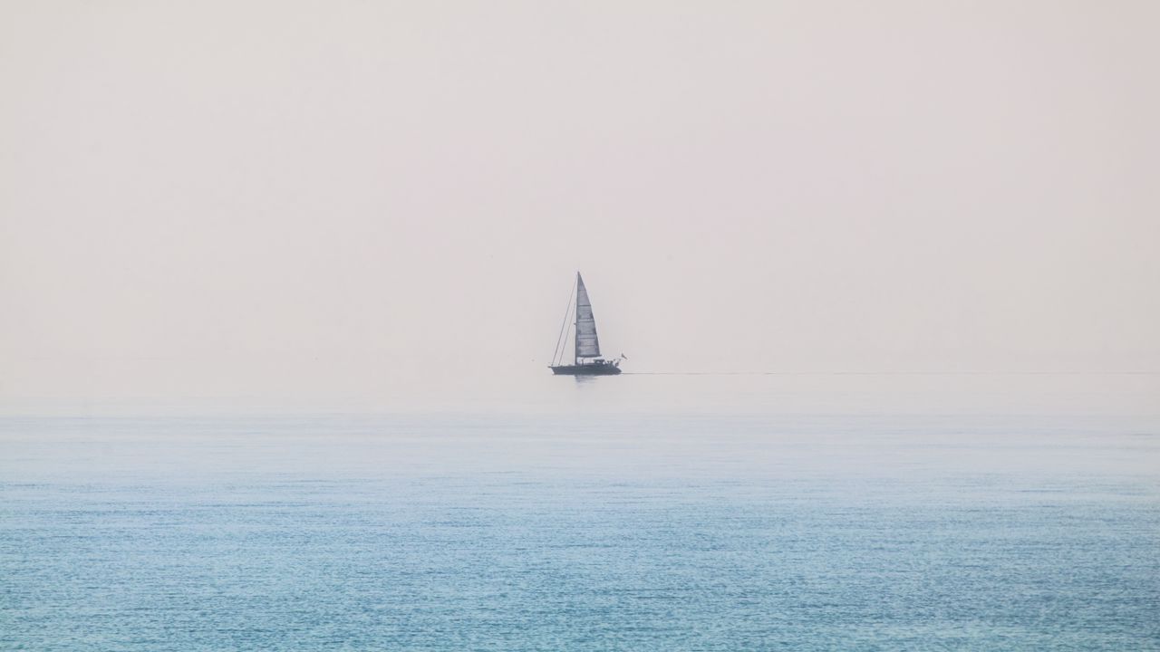 Обои лодка, парус, море, минимализм