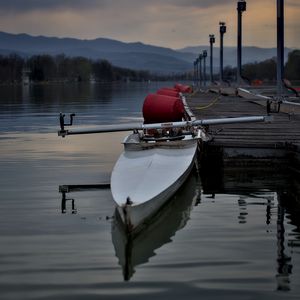 Превью обои лодка, пристань, река, горы