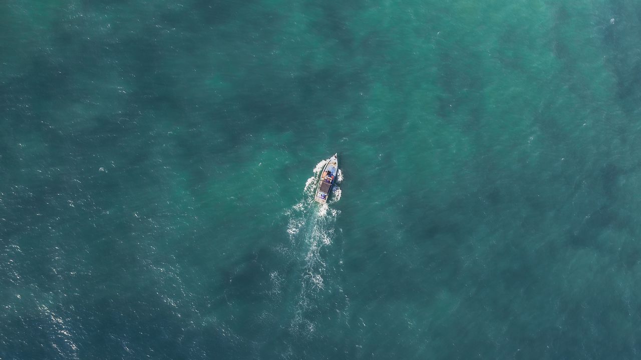 Обои лодка, вид сверху, море, вода