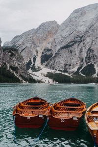 Превью обои лодки, горы, озеро