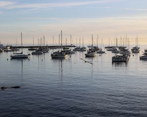 Превью обои лодки, мачты, море, пристань, пирс