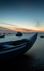 Превью обои лодки, море, горизонт, сумерки