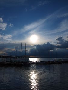 Превью обои лодки, море, рассвет, небо, облака, восход