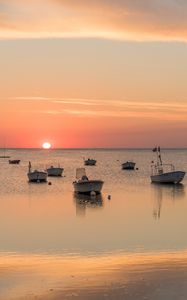Превью обои лодки, море, закат, горизонт