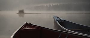 Превью обои лодки, туман, река, вечер