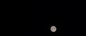 Превью обои луна, черный, кратеры, ночь