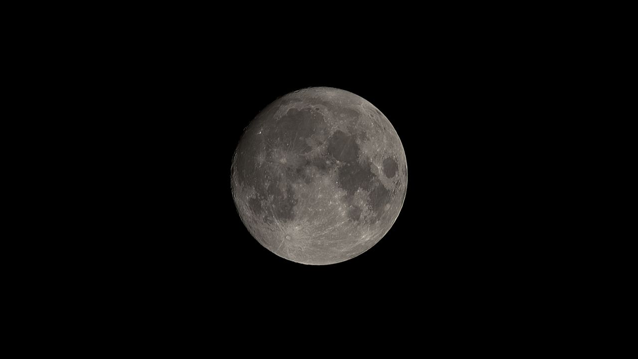 Обои луна, кратеры, пятна, ночь, полнолуние