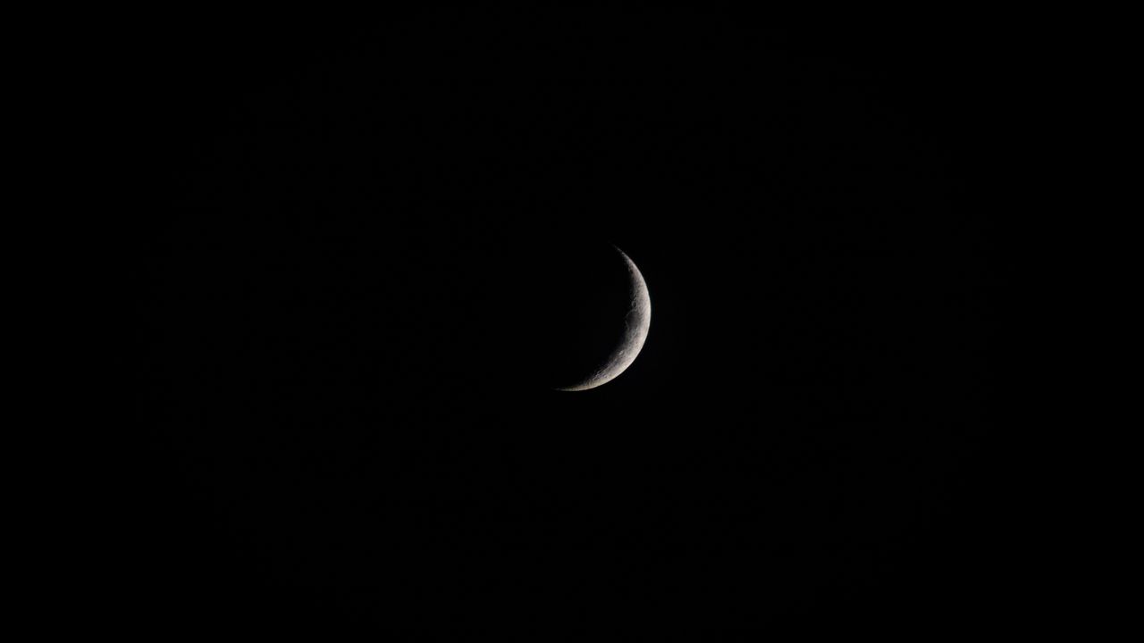 Обои луна, небо, ночь, черный, минимализм картинки на рабочий стол, фото  скачать бесплатно