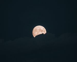 Превью обои луна, облака, ночь, полнолуние, темный