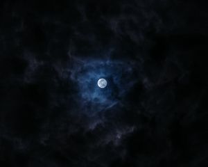 Превью обои луна, полнолуние, облака, ночь, небо, темный