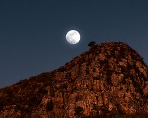 Превью обои луна, скалы, горы, ночь, полнолуние