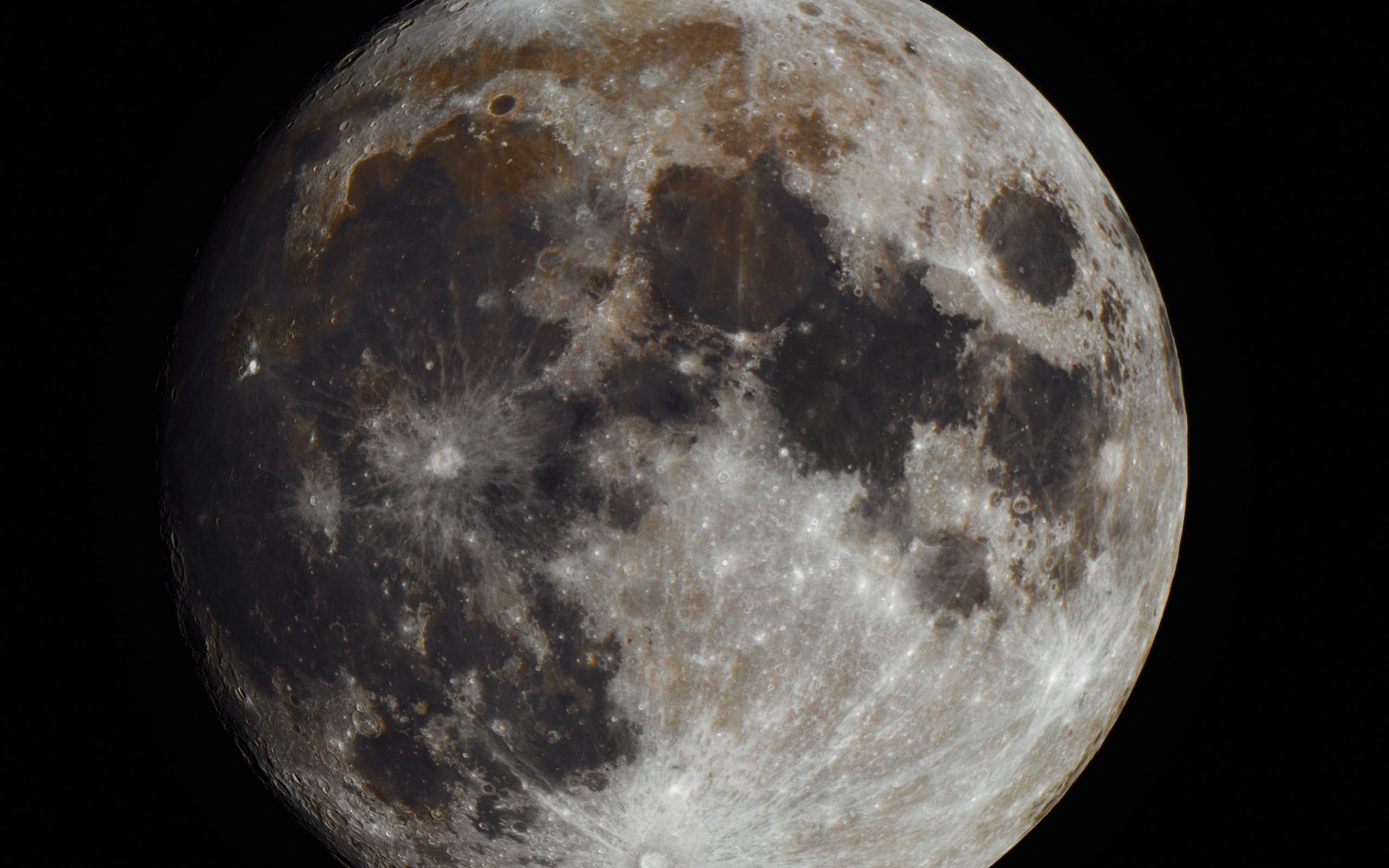 Спутник луна 4. Фото Луны. Луна фото со спутника. Фотографии Луны в высоком разрешении. Серый Спутник.