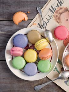 Превью обои macarons, десерт, печенье, разноцветный