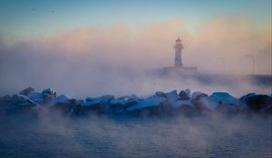 Превью обои маяк, камни, море, туман