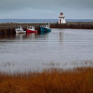 Превью обои маяк, лодки, море, пирс