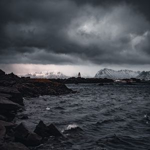 Превью обои маяк, скалы, вода, горы