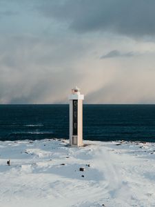 Превью обои маяк, здание, горизонт, снег