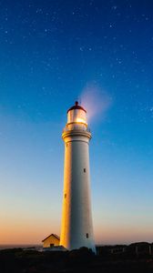 Превью обои маяк, звездное небо, маяк кейп нельсон, портленд, австралия