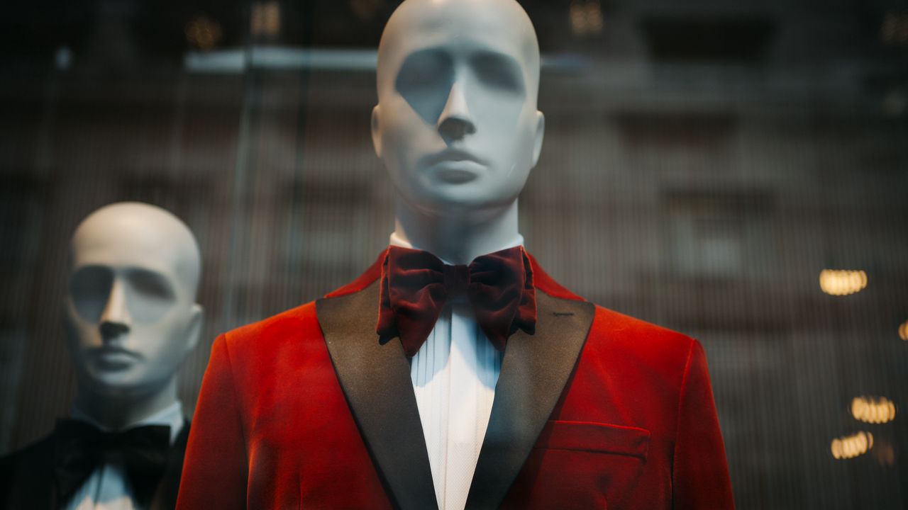 Обои манекен, костюм, мужской, мода, стиль, галстук, пиджак