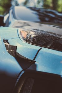 Превью обои машина, фара, крупный план, вид спереди, синий