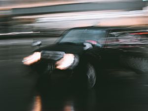 Превью обои машина, размытость, движение, скорость, огни