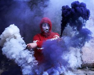Превью обои маска, аноним, цветной дым