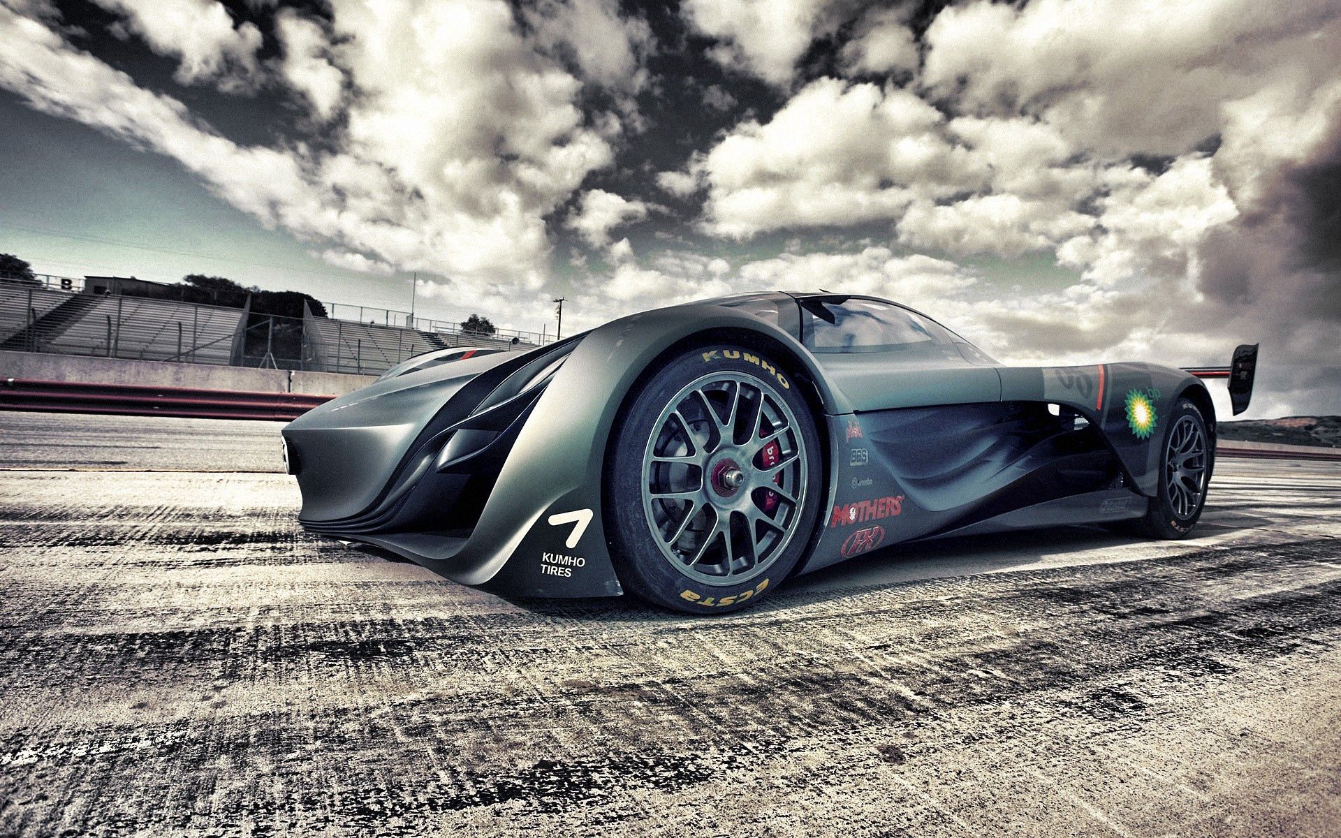 Суперкар Mazda Furai