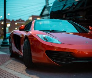 Превью обои mclaren 12c, mclaren, автомобиль, спорткар, красный