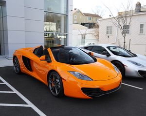Превью обои mclaren 12c, mclaren, автомобиль, оранжевый, спорткар