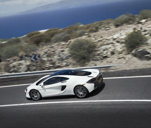 Превью обои mclaren, 570gt, белый, авто, движение