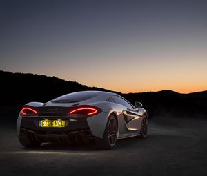 Превью обои mclaren 570gt, спорткар, суперкар, ночь