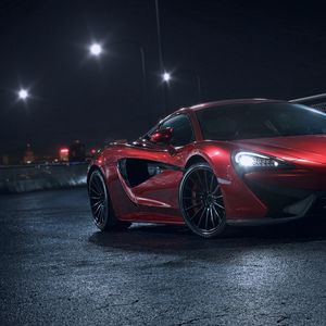 Превью обои mclaren 570s, mclaren, машина, спорткар, красный, вид сбоку, ночь