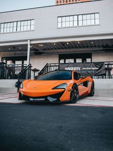 Превью обои mclaren 600lt, mclaren, автомобиль, суперкар, оранжевый