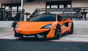 Превью обои mclaren 600lt, mclaren, автомобиль, суперкар, оранжевый