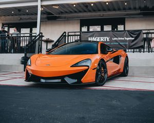 Превью обои mclaren 600lt, mclaren, автомобиль, суперкар, оранжевый