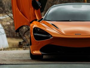 Превью обои mclaren 720s, mclaren, автомобиль, суперкар, оранжевый, вид спереди