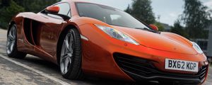 Превью обои mclaren, автомобиль, оранжевый, фара