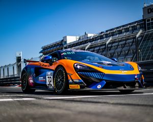 Превью обои mclaren, автомобиль, спорткар, гонка