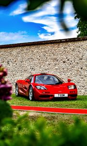 Превью обои mclaren f1, mclaren, автомобиль, спорткар, красный, вид спереди