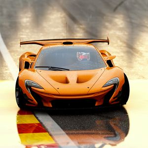 Превью обои mclaren p1 gtr, mclaren p1, mclaren, спорткар, вид спереди, гонки