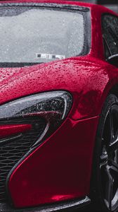 Превью обои mclaren p1, mclaren, красный, вид спереди, фары, капли