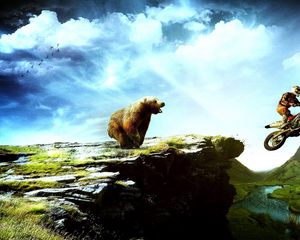 Превью обои медведь, мотоциклист, пейзаж, горы