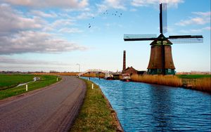 Превью обои мельница, река, дорога, пейзаж, нидерланды