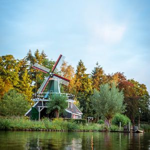 Превью обои мельница, здание, озеро, деревья, кусты